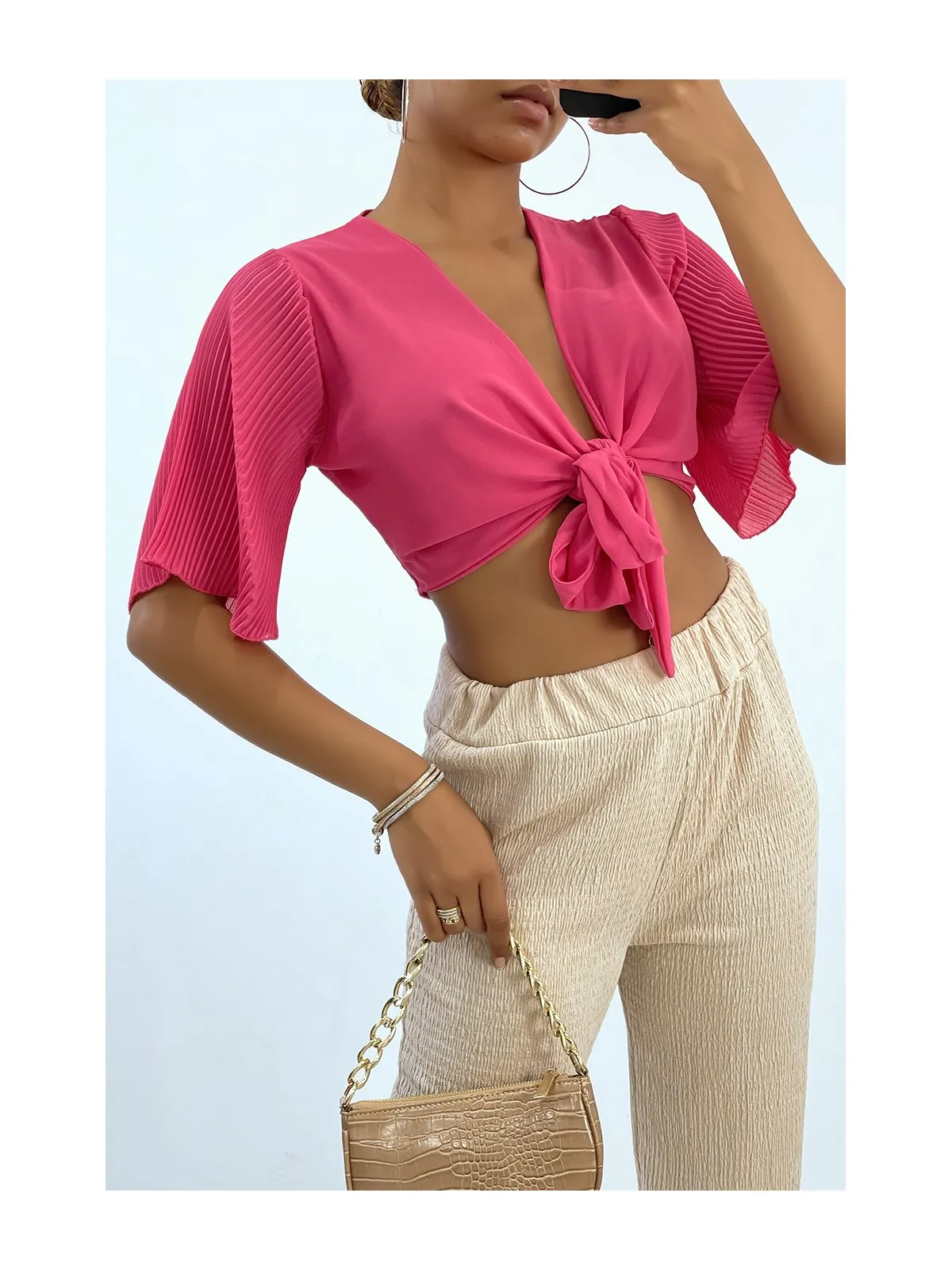 Crop top à nouer fuchsia avec manches plissée 
